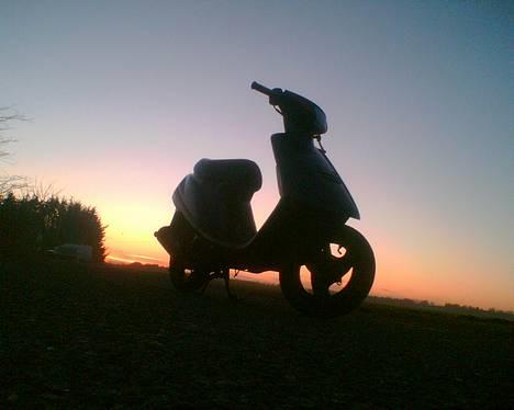 Yamaha Jog FS (BYTTET) - ´´Joggie´´ i solnedgang.. :D billede 5