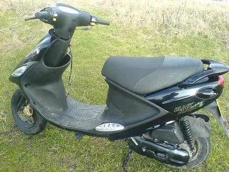 PGO Black Magic billede 2