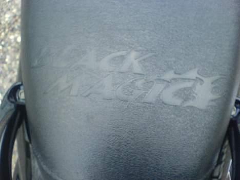 PGO Black Magic billede 8