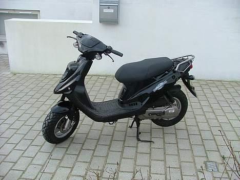 PGO Hot solgt billede 7