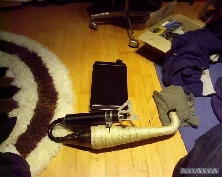 Aprilia Sonic EVO LC DD - delene ligger varmt og trygt billede 3