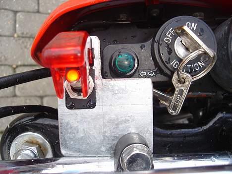 Suzuki street magic SOLGT!! - nu med blå dioder og rød topgunknap billede 13