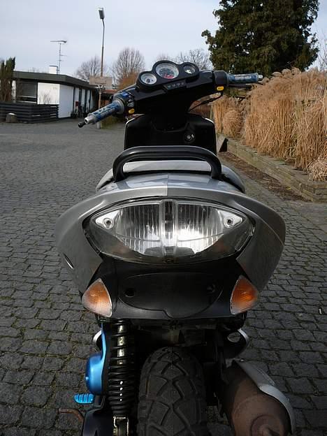 Peugeot Speedfight 2 *SOLGT* billede 3