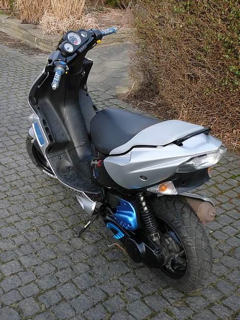 Peugeot Speedfight 2 *SOLGT* billede 4