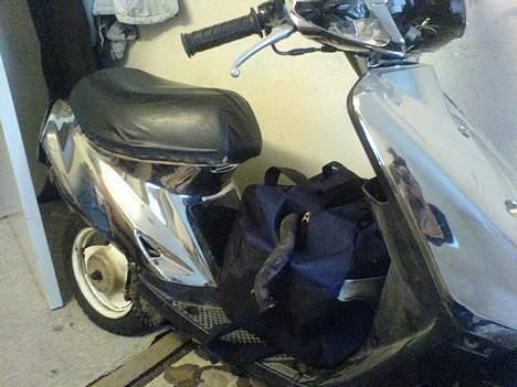 Yamaha Jog *spejlet *  (Væk) billede 6