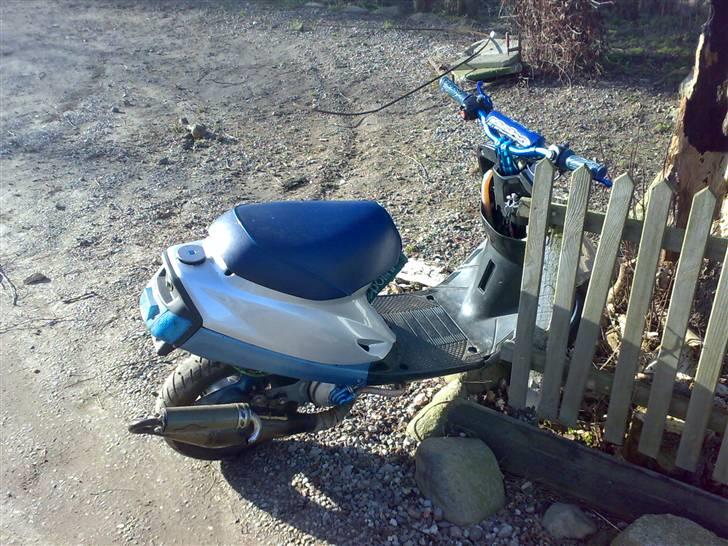 Yamaha jog lc byttet med stalker - som hun står nu :p billede 4