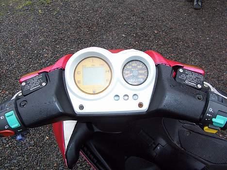 Yamaha Aerox (SOLGT) billede 4