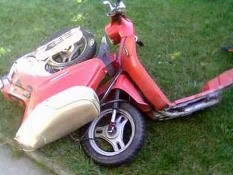 Honda Melody Projekt SOLGT! - D. 14/02/07: Så blev den endelig hentet. Kun gået 3000km. :) (billede lånt) billede 11