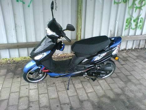 Giantco sprint - 2. dag jeg var ude og skaffe billeder til scootergalleri hehe billede 3
