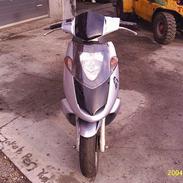 Aprilia sonic Solgt