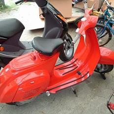 Vespa 50