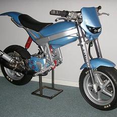 Suzuki - Street magic -