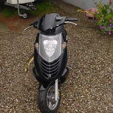 Aprilia Sonic AC