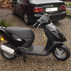 Aprilia Sonic AC