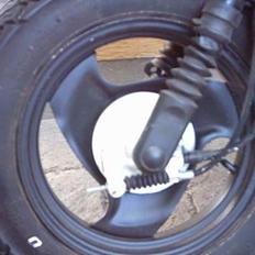 Yamaha Jog- SOLGT SÆBY