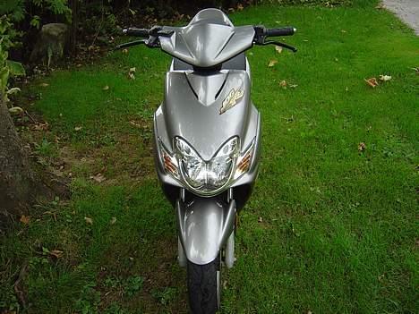 Yamaha jog r billede 2