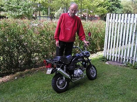 Jincheng Monkey - Praktisk lille bike, med kæde og fodgear billede 1