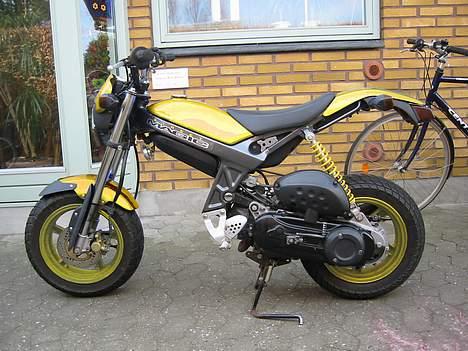 Suzuki Street Magic (Solgt) - Har leget lidt med digilak! (: billede 9