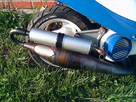 Yamaha Jog - SOLGT - ER blevet skiftet med et bidalot c16.. den spinder satme som en mis nu..! billede 5