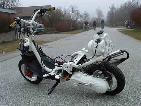 Yamaha Jog (solgt) billede 10