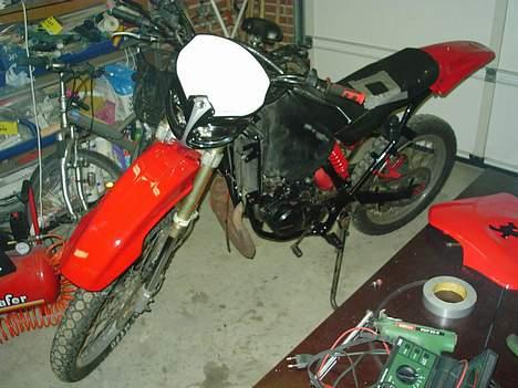 Suzuki RMX [Solgt] - Sån så den ud inden jeg blev påkørt, da jeg næsten var færdig med den! billede 7