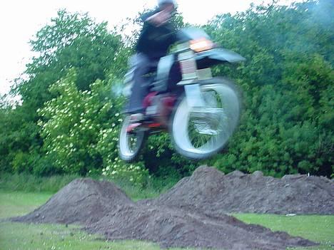 Suzuki RMX [Solgt] billede 10