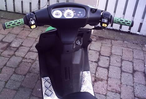 PGO Hot 50 -[solgt]- - styret..med alu.--woow-- billede 3
