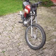 Suzuki Samurai DM 50 solgt