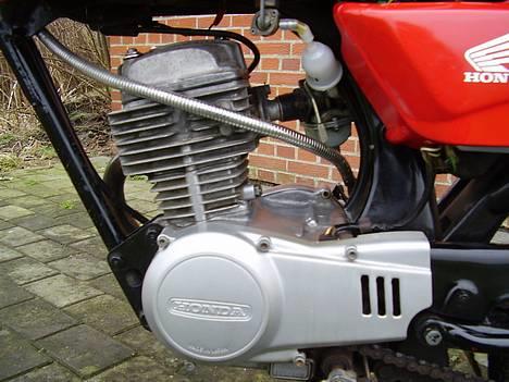 Honda ¤CB50¤ - blokken venstra side billede 8