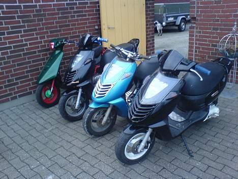 Aprilia Sonic Solgt - "the gang" ;D billede 5