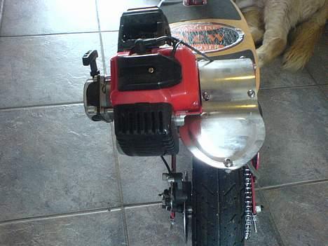 MiniBike Benzin Løbehjul. billede 6