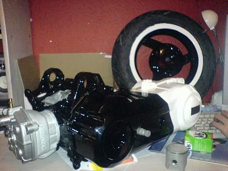 Aprilia Sonic LC Teamspeed*SOLGT* - én af mine 2 motorblokke som er blevet lakeret, med Ts T7... billede 13