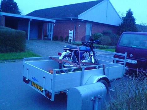 Yamaha fs-1 dx 78 - da den stod på trailern da den blev hentet=(! billede 1