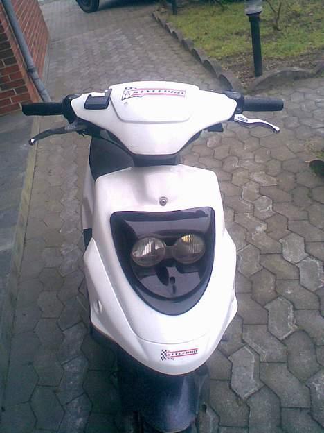 PGO Hot 50 billede 2