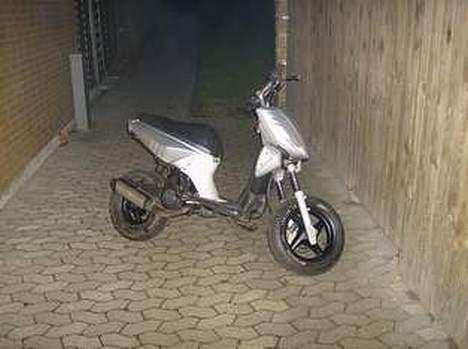 Yamaha slider (BYTTET) billede 2