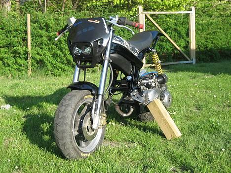 Suzuki street magic.. (SLOGT.). - efter lakerning... ;) næsten færdig. billede 5