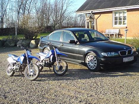 Yamaha pw 80ccm - Her er så 90ccm´eren, 80ccm´eren og familiens bimmer ;) billede 5