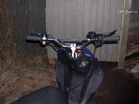 Keeway Focus <M.N.A> SOLGT - Hvid oppind med crom bartstyr, ser lidt mærkeligt ud men det går :D billede 8