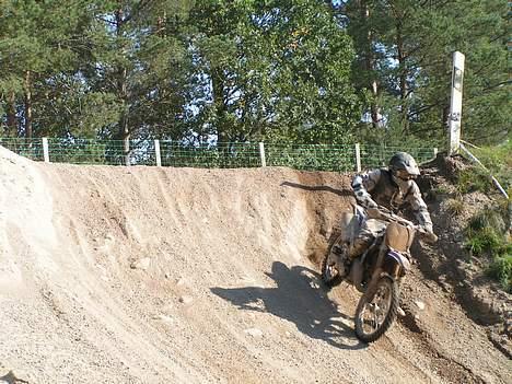 Yamaha 125 ccm solgt - fed bakke det er fra en vm . bane billede 13