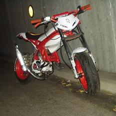 Suzuki Street Magic Solgt