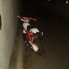 Suzuki Street Magic Solgt