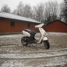 Yamaha Neos