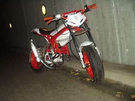 Suzuki Street Magic Solgt - Evil Machine... billede 1