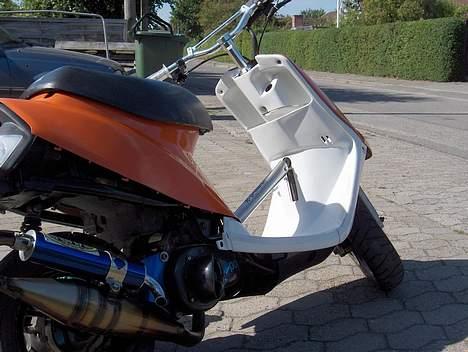 Yamaha Jog AS (SOLGT) billede 6