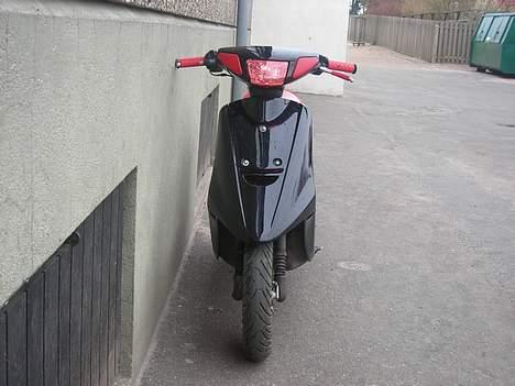 Yamaha Jog Fs  (Solgt ) - Fronten billede 2