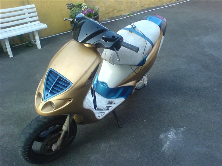 Piaggio NRG Black and Blue solgt billede 5
