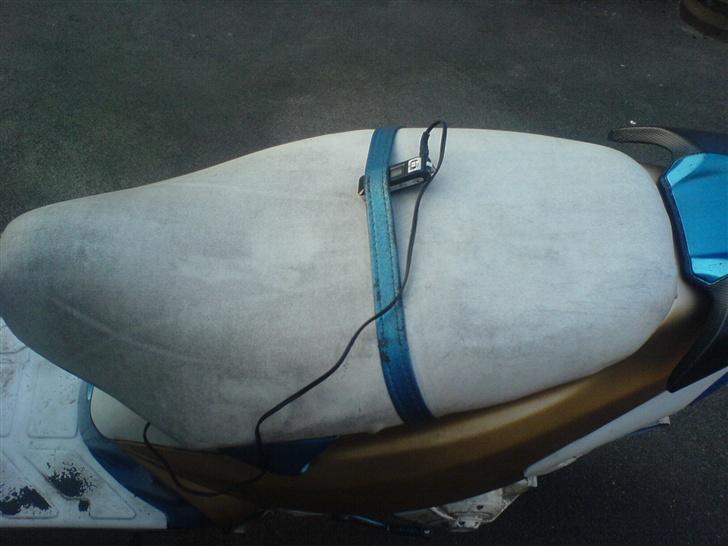 Piaggio NRG Black and Blue solgt billede 9