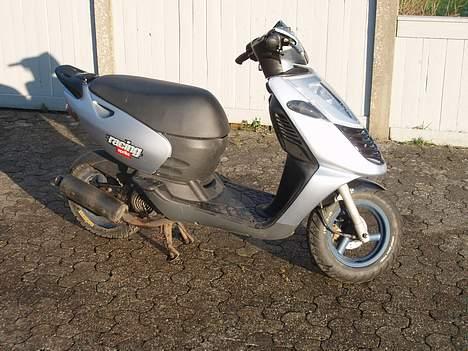 Aprilia Sonic billede 2