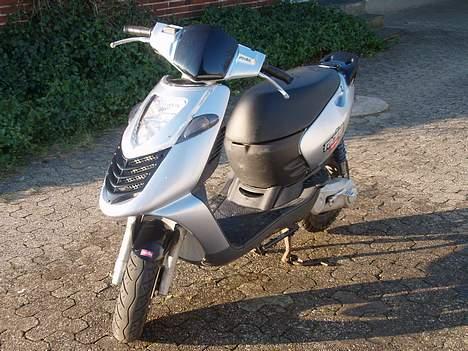 Aprilia Sonic billede 3