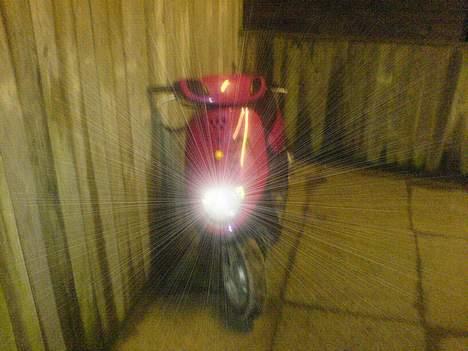 Yamaha jog space(SOLGT) billede 5